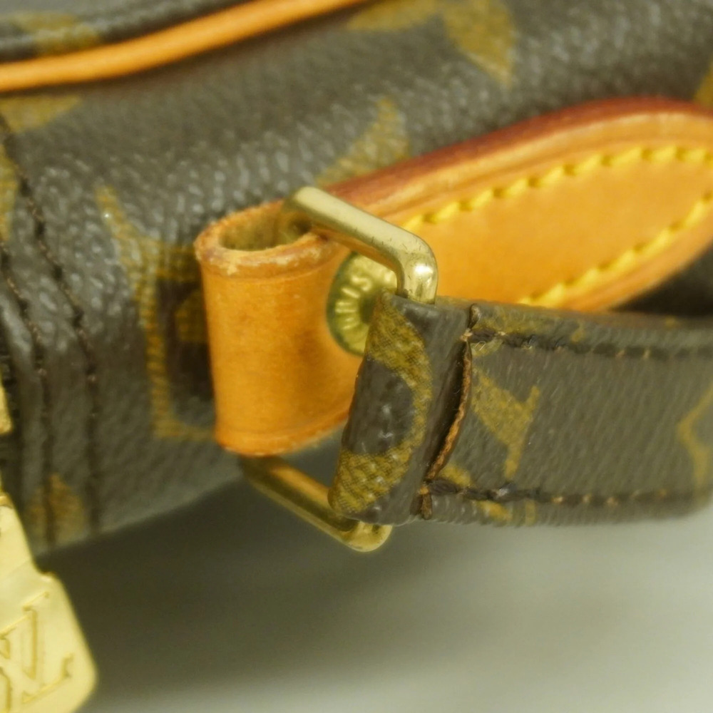 LOUIS VUITTON Brown Monogram Shoulder Bag - Picture 9 of 11